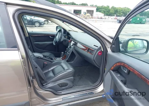 2009 Volvo Xc70 3.2 from USA, damaged, VIN YV4BZ982391049237